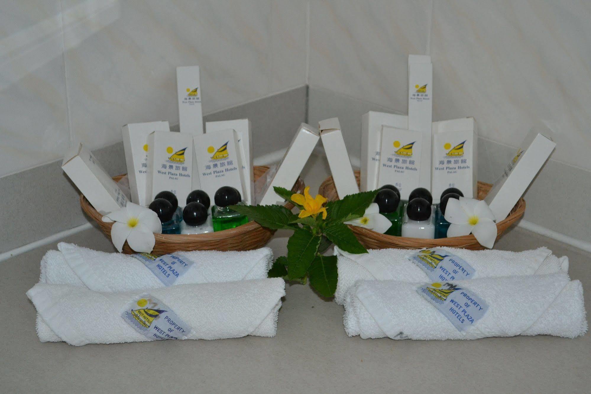 Hotel West Plaza Desekel Koror Zewnętrze zdjęcie