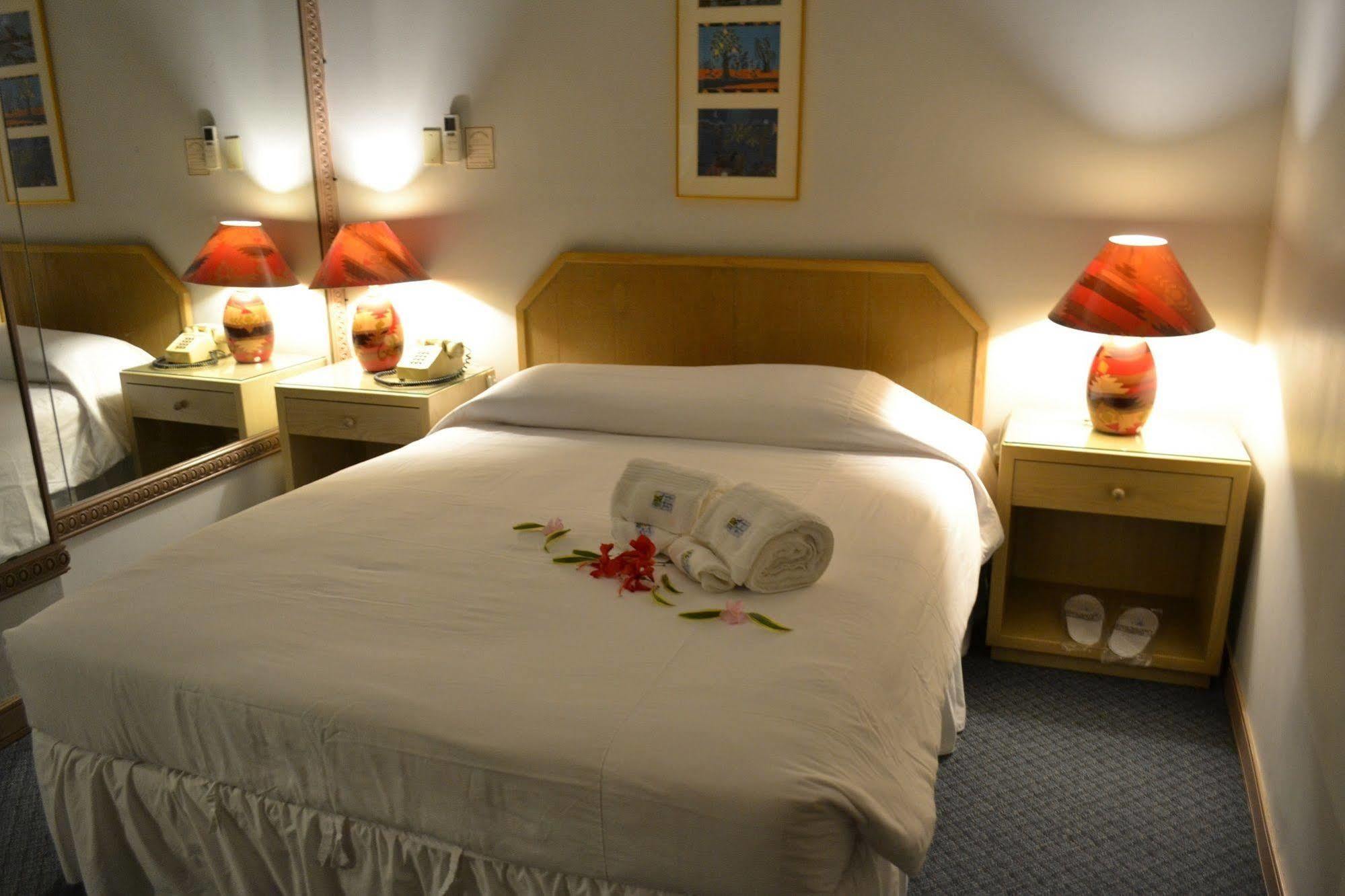 Hotel West Plaza Desekel Koror Zewnętrze zdjęcie