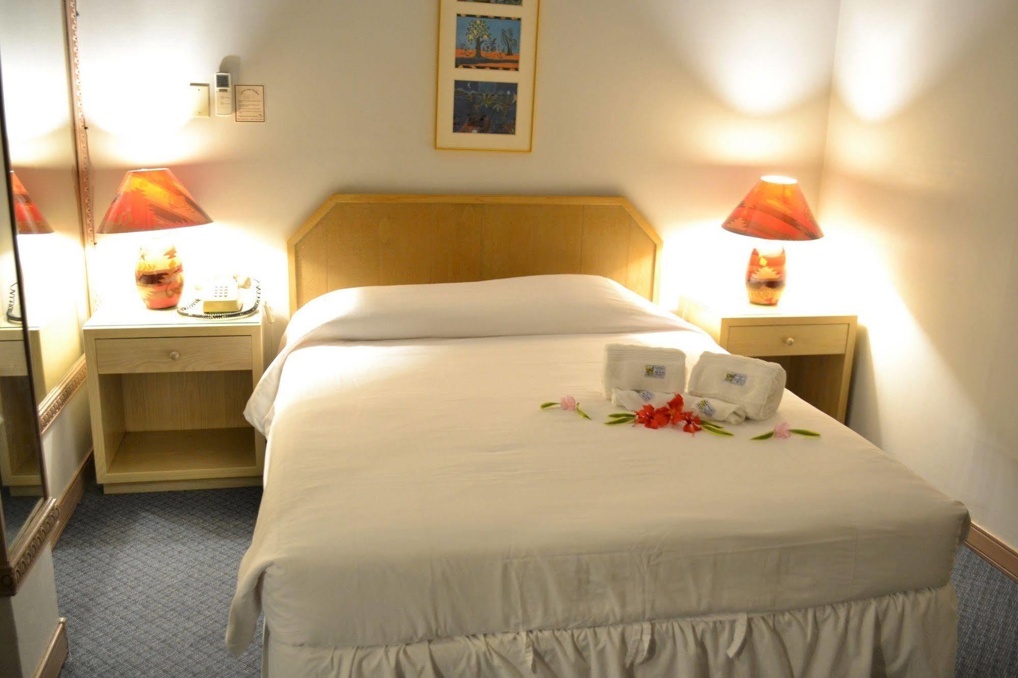 Hotel West Plaza Desekel Koror Zewnętrze zdjęcie